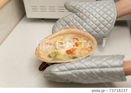 海鮮と野菜のクリーム煮レンジで調理 海鮮と野菜のクリーム煮レンジで調理 73716237