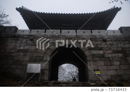 韓国 霧 秋 73716435