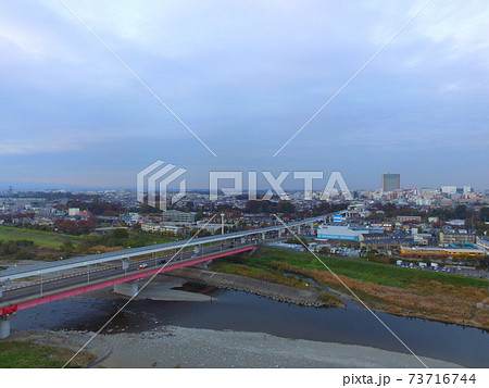 多摩都市モノレール線 Jr立川駅方面をドローンで空撮 東京都日野市 の写真素材