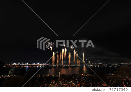 イベント 夜景 花火 73717349