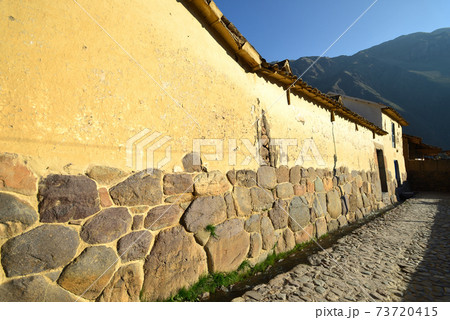 ペルー　オリャンタイタンボ遺跡 73720415