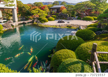 絶景、日本の至宝 日本一の日本庭園 鳥取県安来市 絶景、日本の至宝 日本一の日本庭園 鳥取県安来市 73723557
