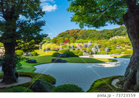 絶景、日本の至宝 日本一の日本庭園 鳥取県安来市 絶景、日本の至宝 日本一の日本庭園 鳥取県安来市 73723559