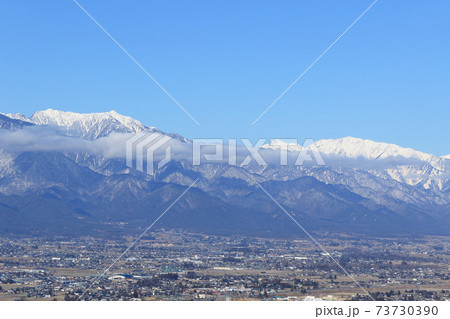 冬の安曇野と北アルプス 冬の安曇野と北アルプス 73730390