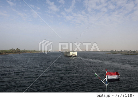 ナイル川の風景・ナイル川のクルーズ船(The Nile River in Egypt) ナイル川の風景・ナイル川のクルーズ船(The Nile River in Egypt) 73731187