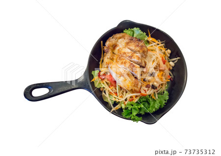 Papaya Salad topping with Grilled Chicken Papaya Salad topping with Grilled Chicken 73735312