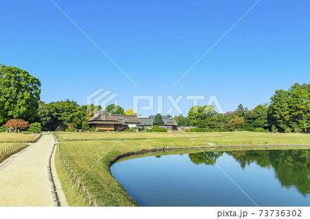 岡山県岡山市　晴天の岡山後楽園 73736302