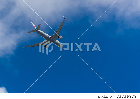 飛行機・航空機 73739878