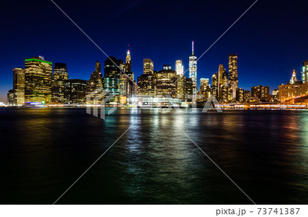 Manhattan skyline at twilight, New York, USA Manhattan skyline at twilight, New York, USA 73741387