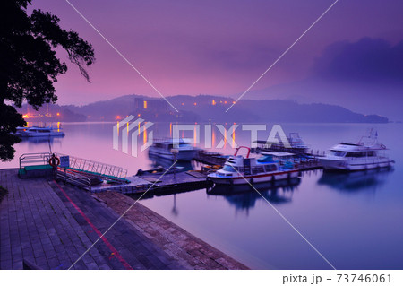 湖 はしけ 艀 73746061