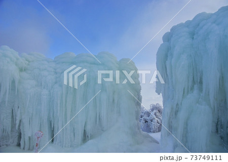 御在所岳の冬 樹氷や氷瀑のある景色 御在所岳の冬 樹氷や氷瀑のある景色 73749111