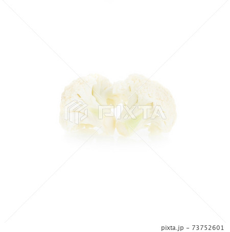 cauliflower isolated on white background 73752601