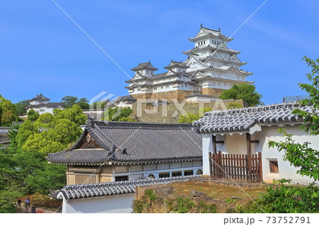 兵庫県 晴天下の姫路城の写真素材