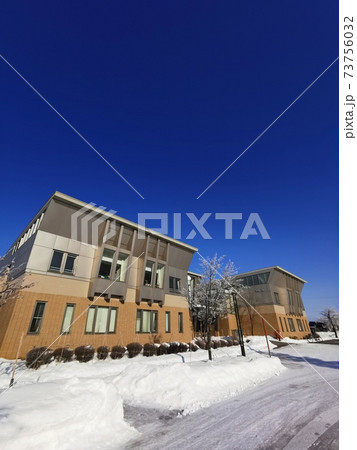 長沼町総合保健福祉センター・りふれ（北海道長沼町） 73756032