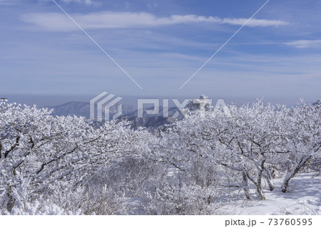 冬 山 雪景色 73760595