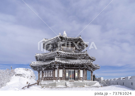 冬 山 雪景色 73761024