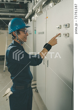 印刷工場ボイラー室 73761387