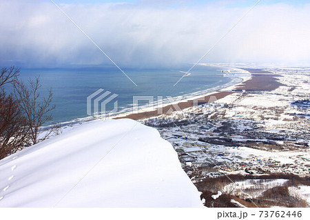 銭函天狗山から見る冬の石狩平野 73762446
