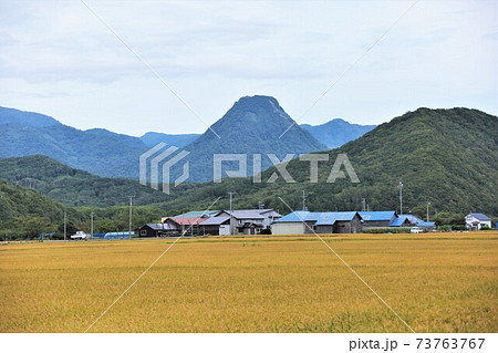 黄金山・浜益富士(北海道石狩市浜益区) 黄金山・浜益富士(北海道石狩市浜益区) 73763767