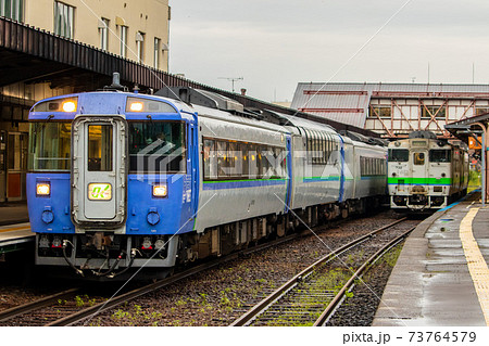 網走駅に停車中のキハ183系特急オホーツク 73764579