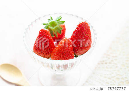 いちご　章姫 73767777