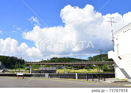 宮城県東松島市の野蒜駅と周辺風景 73767958