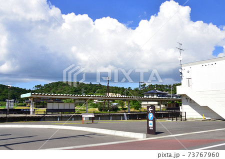 宮城県東松島市の野蒜駅と周辺風景 73767960