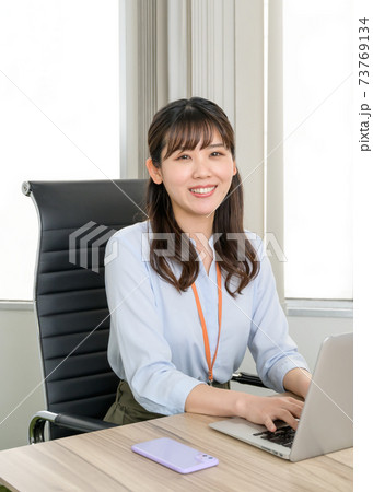女性 ビジネス 女性 ビジネス 73769134