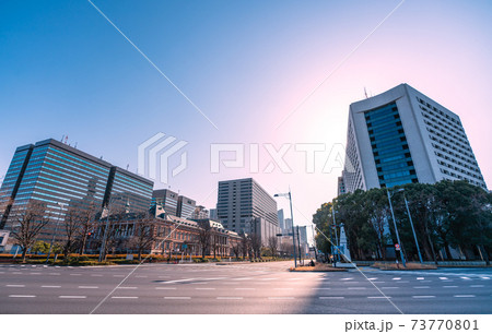 日本の東京都市景観 警視庁など官庁街を望む 73770801