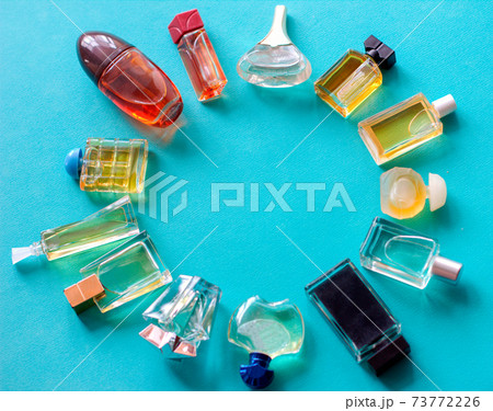 Perfume mockup. Top view set of portable perfume bottle, mini bottles of various shapes. Perfume mockup. Top view set of portable perfume bottle, mini bottles of various shapes. 73772226