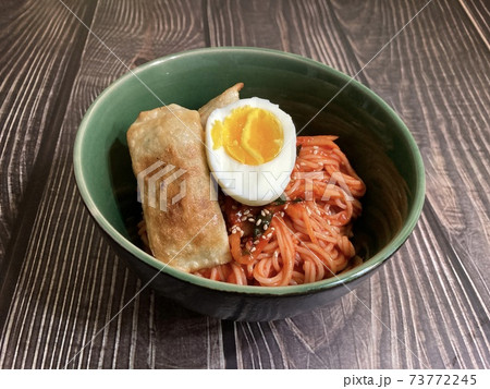 ご飯 ライス 食事 73772245