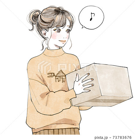 荷物を受け取った女性 荷物を受け取った女性 73783676