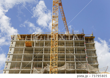 Multi-storey building under construction (new residential complex), Moscow, Russia Multi-storey building under construction (new residential complex), Moscow, Russia 73795805