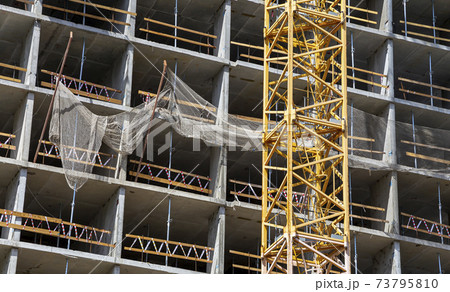 Multi-storey building under construction (new residential complex), Moscow, Russia Multi-storey building under construction (new residential complex), Moscow, Russia 73795810