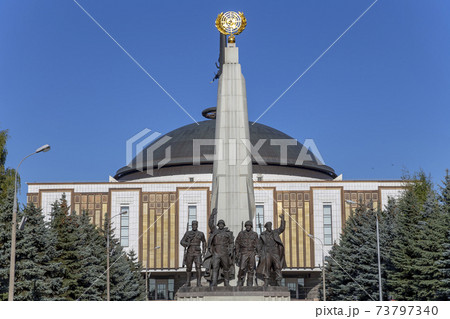 Monument to countries of anti-Hitler coalition, Alley Partisan in Victory Park on Poklonnaya hill, Moscow, Russia Monument to countries of anti-Hitler coalition, Alley Partisan in Victory Park on Poklonnaya hill, Moscow, Russia 73797340