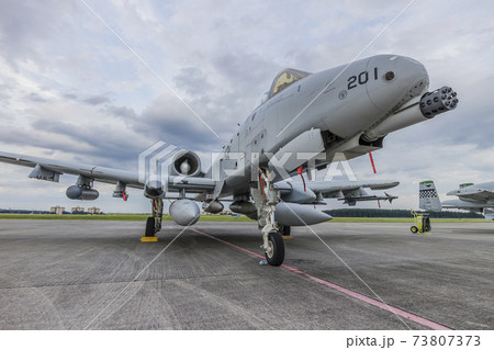 米空軍 攻撃機 A-10 サンダーボルト II キーホルダー planetags 買い誠実 A-10 エアプレーンタグ サンダーボルトⅡ キーホルダー