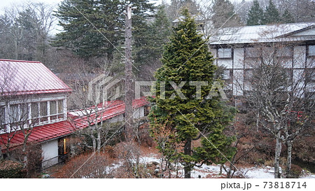 軽井沢、万平ホテル中庭 73818714