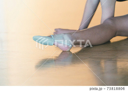 rhythmic gymnastics 73818806