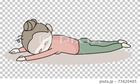 Falling middle-aged woman 73820485