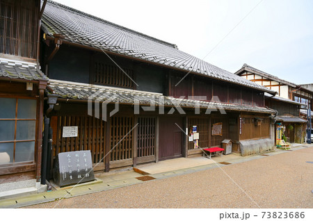 岩村城下町　本町　古い街並み　恵那市 73823686