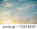夕焼けに染まる空 73828695