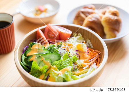 食卓風景 食卓風景 73829163