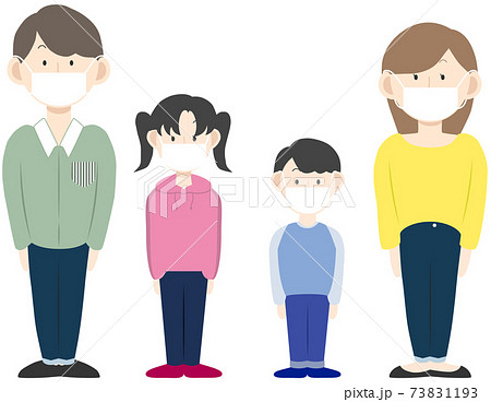 4人家族が並んでマスクをしている様子 4人家族が並んでマスクをしている様子 73831193