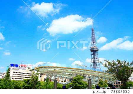 名古屋市、名古屋テレビ塔とオアシス21の風景 名古屋市、名古屋テレビ塔とオアシス21の風景 73837650