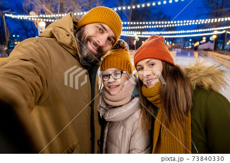 Family selfie portrait 73840330