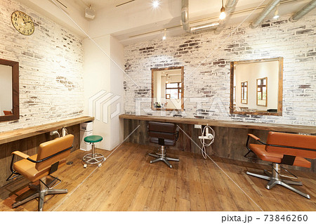 美容室　ヘアサロン　インテリア　コーディネート 73846260