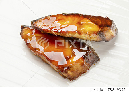 天然ぶり照り焼き 73849392