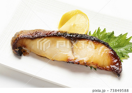 銀ひらすの白醤油焼き 73849588