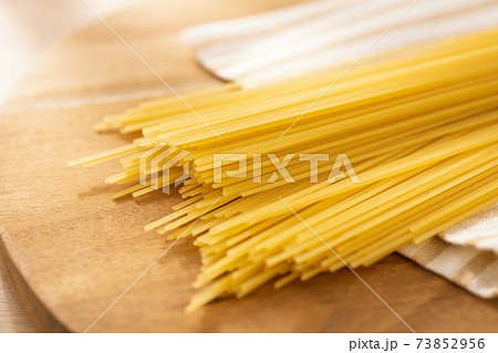 パスタ 73852956