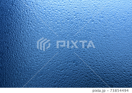 結露した窓ガラス 73854494